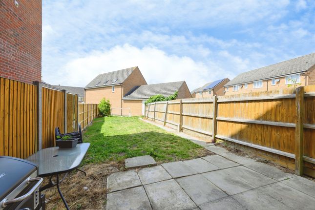 102, Buckthorn Road, Peterborough photo 4