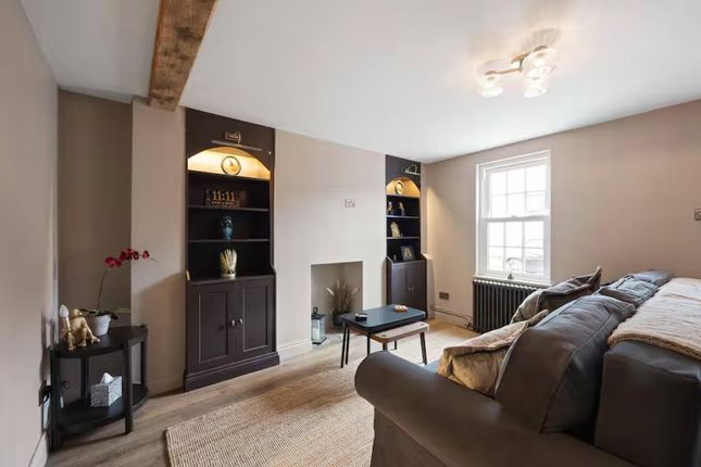 1 Ivy Place, Overbury Street, Cheltenham photo 3
