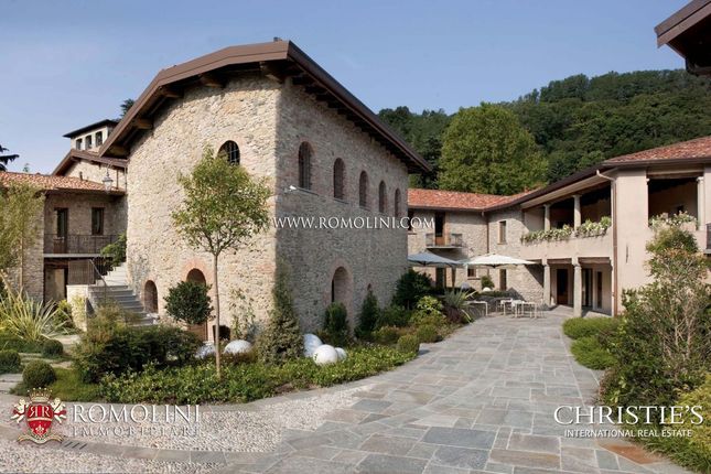 Thumbnail Leisure/hospitality for sale in Lecco, Lombardy, Italy