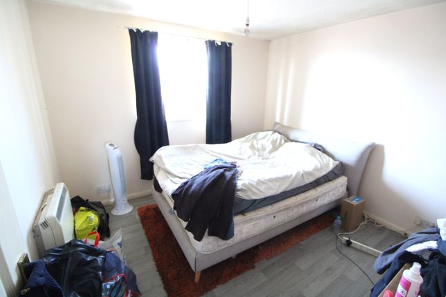Flat for sale in Westminster Court, Whitehall Close, Colchester