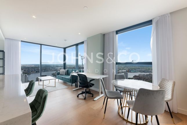 Flat to rent in Hampton Tower, South Quay Plaza, Canary Wharf