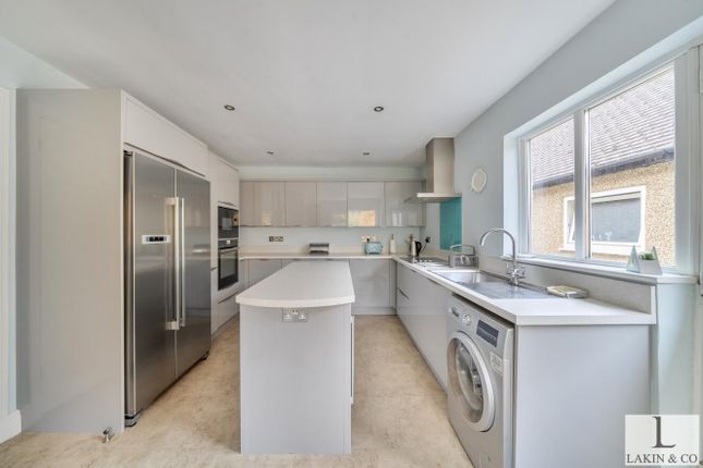 68, Hercies Road, Hillingdon photo 3