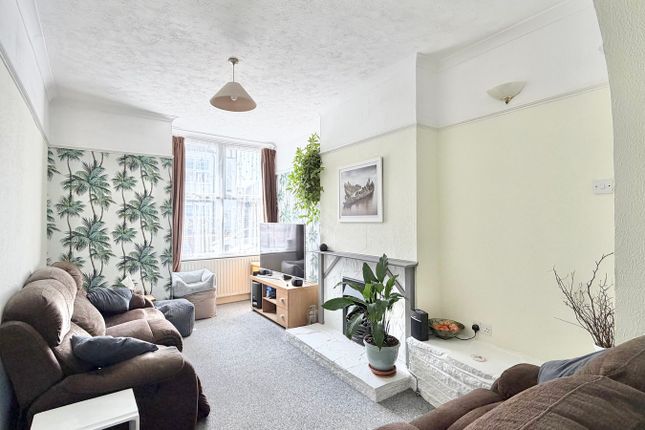 5, Chandler Road, Bexhill-on-Sea photo 2