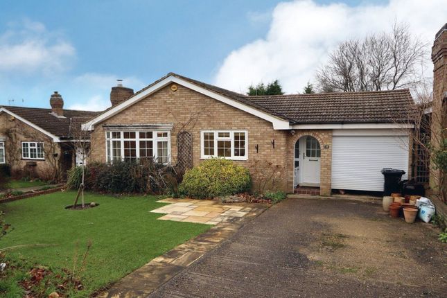 Thumbnail Bungalow for sale in Kilpin Green, North Crawley, Newport Pagnell, Buckinghamshire