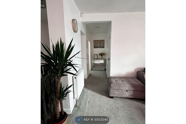 5, Lower Tweedale Street, Rochdale, OL11 photo 4