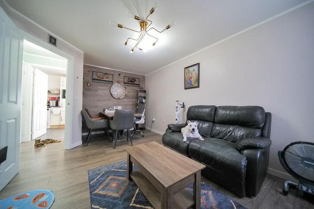 51, Teachers Way, Melksham photo 3