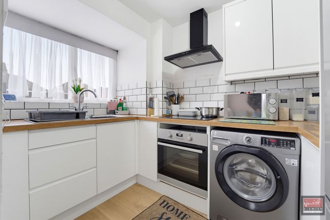 21 The Green, Hensworth Road, Ashford photo 4
