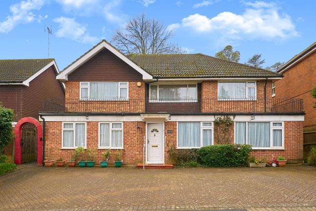 9, Oaklands Road, London photo 2