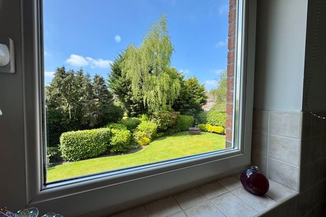 40 Lovell Court, Parkway, Holmes Chapel photo 4