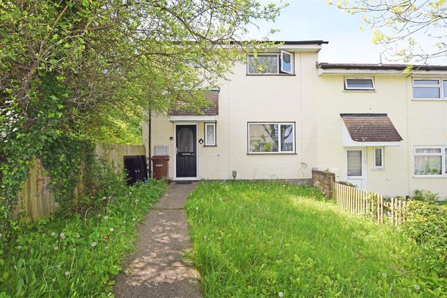 End terrace house for sale in Somerset Close, Chatham
