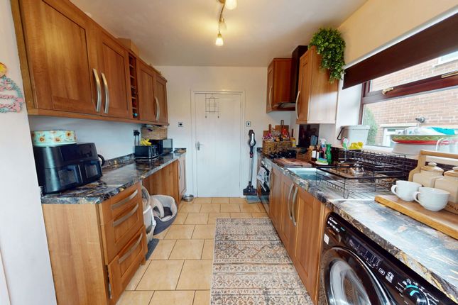 16 Wentlows Road, Stoke-On-Trent photo 4