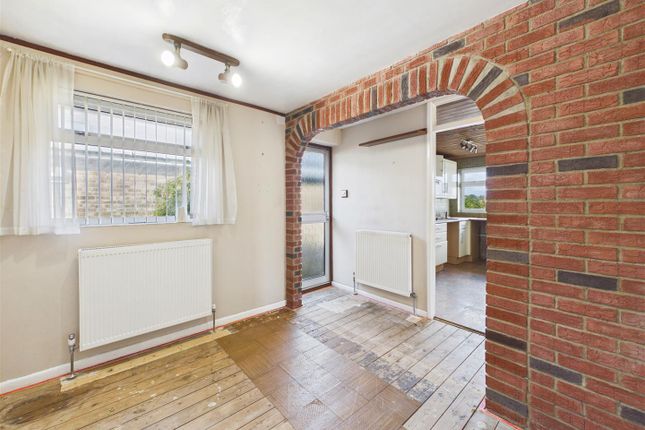 23, Gosforth Drive, Dronfield photo 4