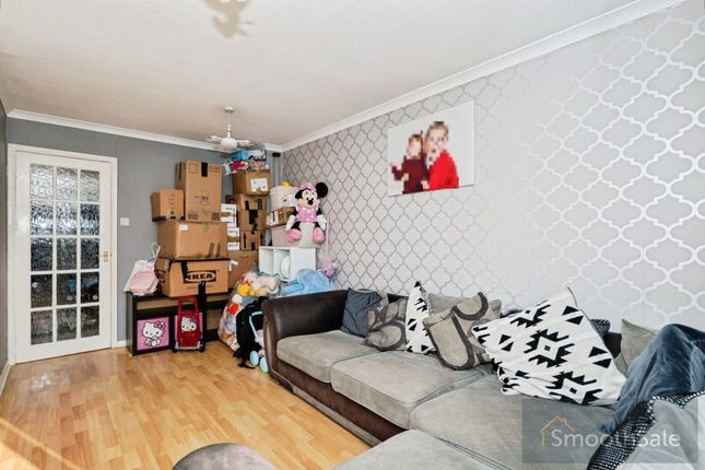 Appletree Court, Worle, Weston-super-Mare photo 4