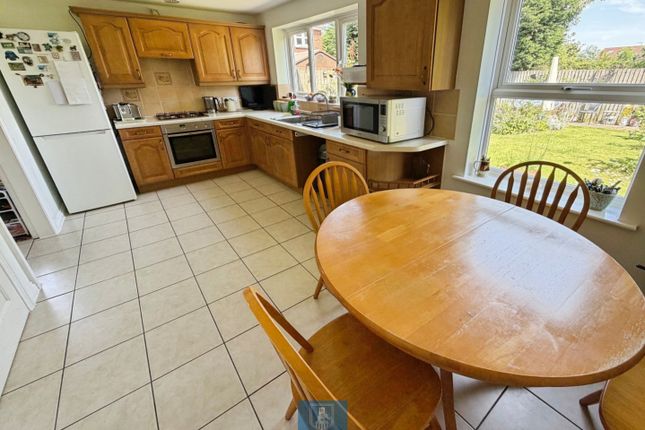 14, Nolan Close, Coventry photo 3