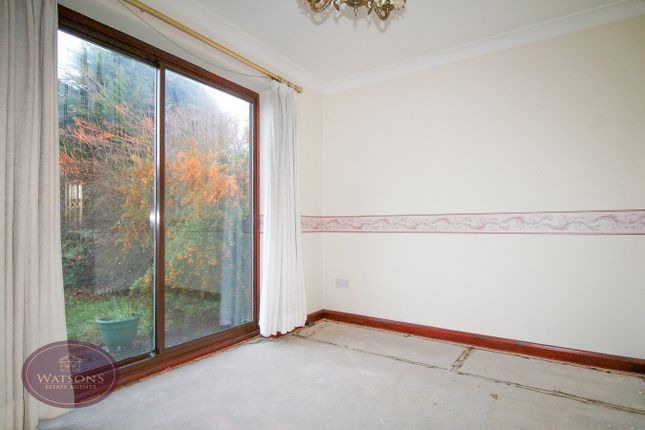 32, Sharrard Close, Nottingham photo 4