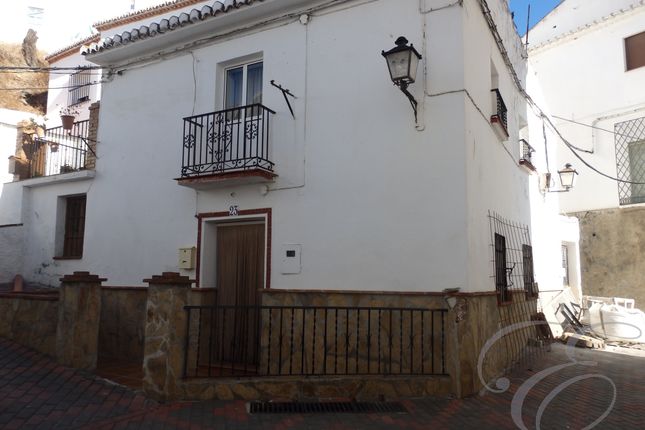 Town house for sale in El Borge, Axarquia, Andalusia, Spain