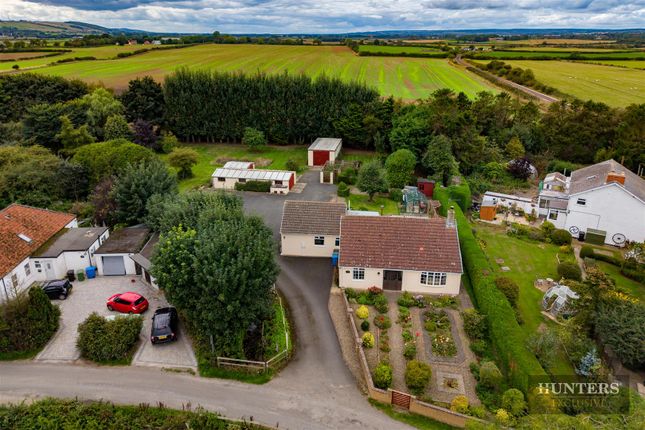 3-bed detached on Bumble Bee Hollow, Carr Lane, Filey, £500,000