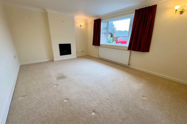 8, Browns Close, Leicester photo 2