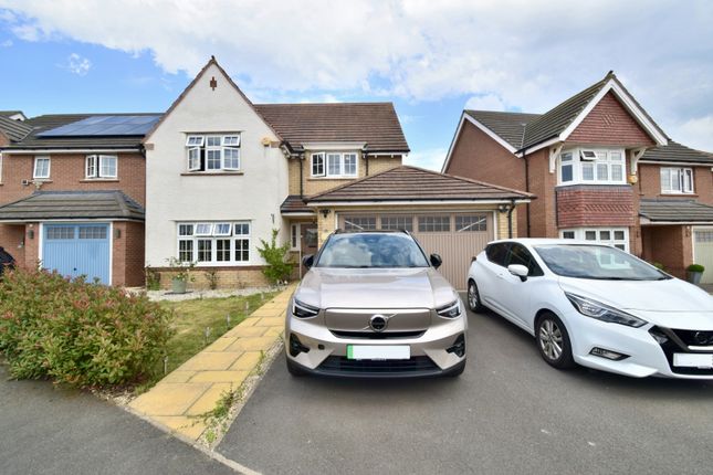 Newland Close, Hamilton, Leicester, Leicestershire, Le5 1Wt
