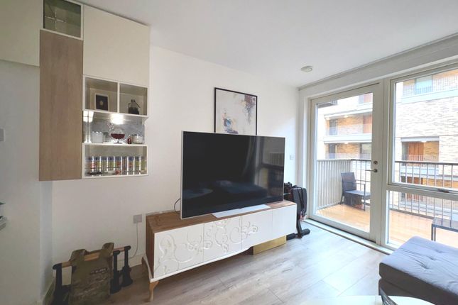 304, Albright Court, 8, Mast Street, Barking photo 4