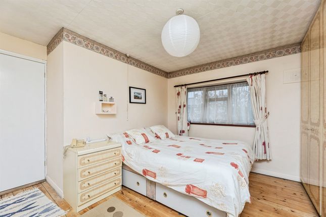 74, Rose Avenue, Pontefract photo 5