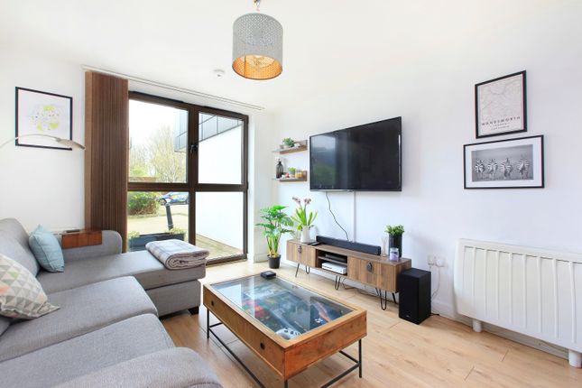 Flat for sale in Carter House, 33 Petergate, Wandsworth, London