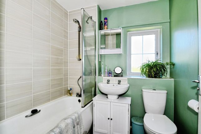44, Craddock Close, Devon photo 4