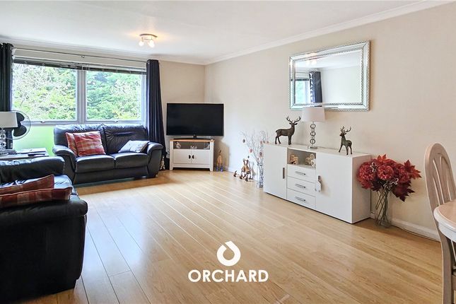 Flat to rent in Ivy House Road, Ickenham