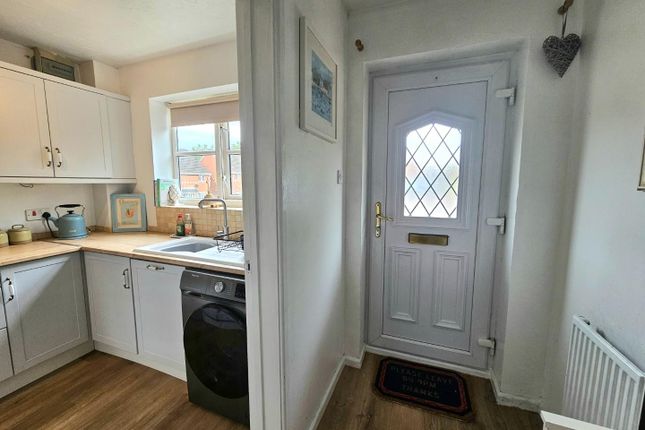 38, Millbank, Dursley photo 3