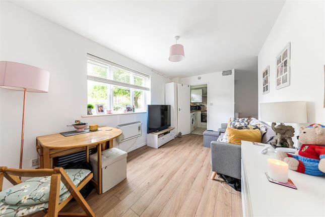 35 Witham Court, Thant Close, Leyton photo 2