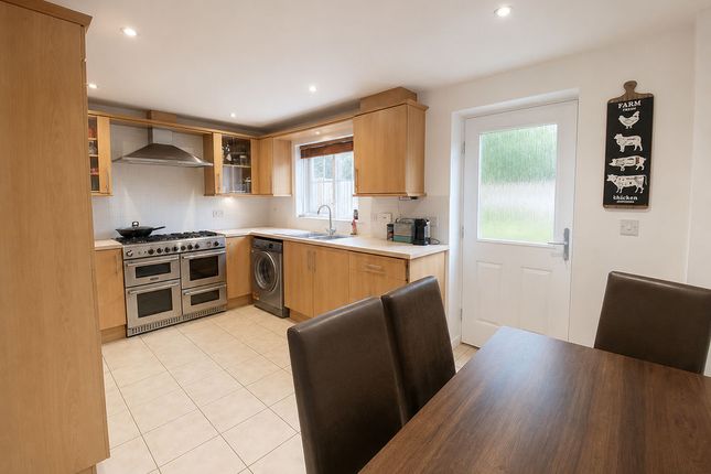 60, Badger Lane, Bourne photo 3