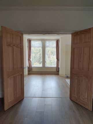 16 Caerllwyn Terrace, Newport photo 5