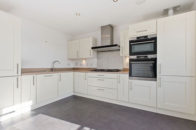 Flat 3/2 5 Cedarwood Gardens, Bishopton, Bishopton photo 3