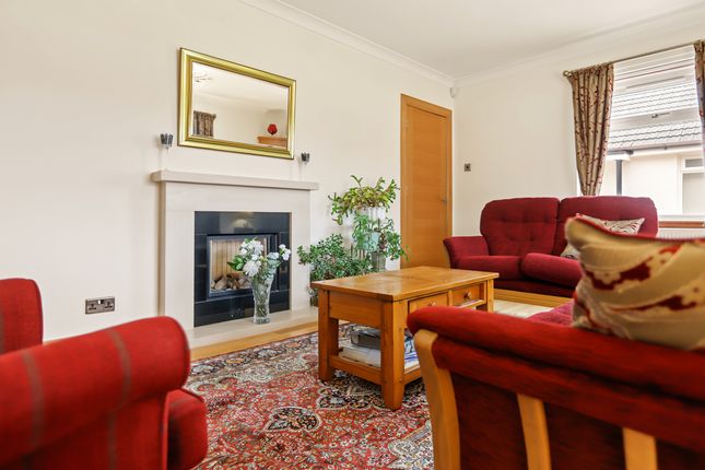 33 Melville Gardens, Bishopbriggs photo 4