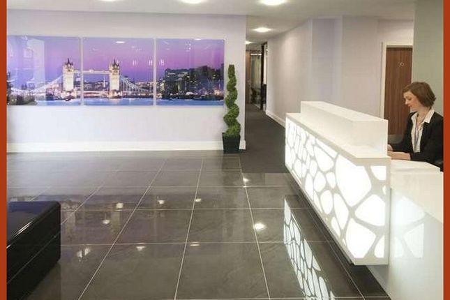 Office to let in Wilds Rents, London