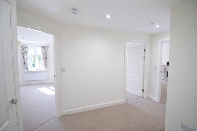 Apartment 21, Adlington House, Slade Road, Portishead photo 3