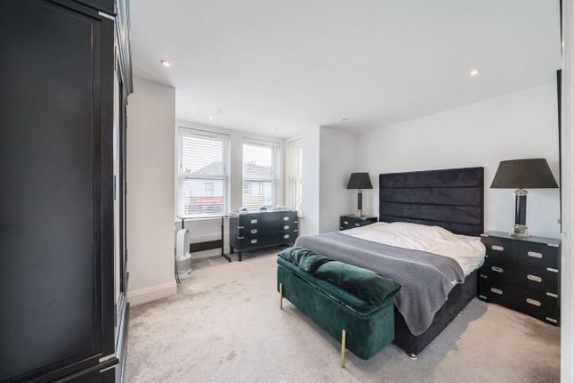Flat for sale in Brighton Road, South Croydon