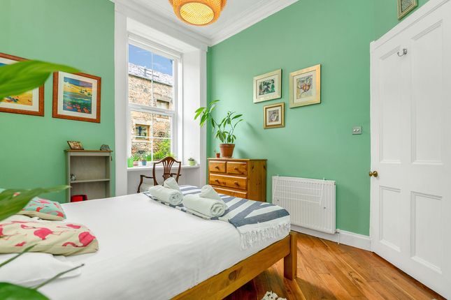 Flat to rent in Comely Bank Row, Edinburgh