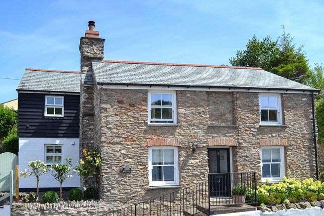 Thumbnail Detached house for sale in Victoria Street, Combe Martin, Devon