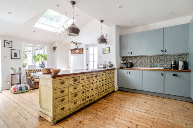 Tranby,, Portsmouth Road, Thames Ditton photo 4