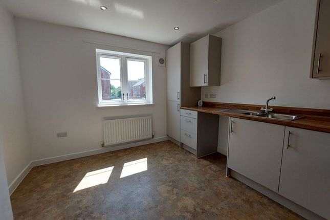 13, Chapel Road, Withington photo 4