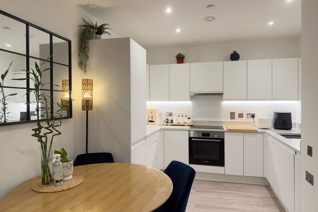 11, Norah Smyth Road, London photo 3