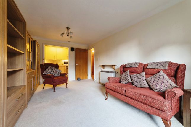 Flat for sale in Pittman Gardens, Ilford