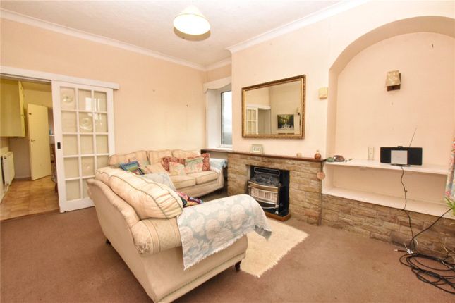 47, Manchester Road, Glossop photo 4
