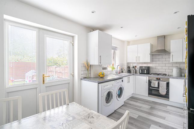 32, Millfield Drive, Bristol photo 4