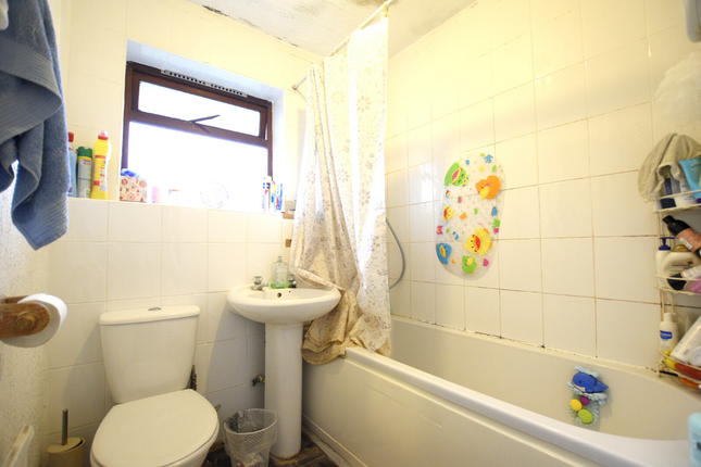 Terraced house for sale in Mafeking Road, Canning Town