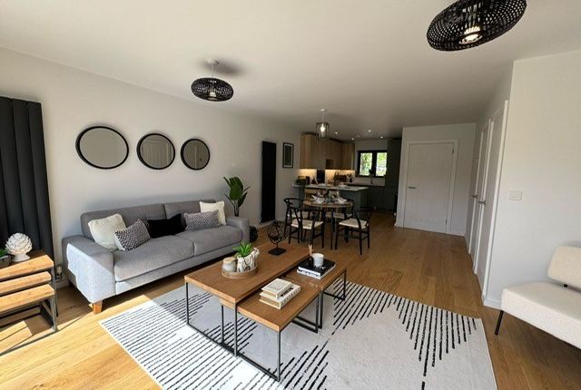Thumbnail Property to rent in Lordswood Road, Southampton