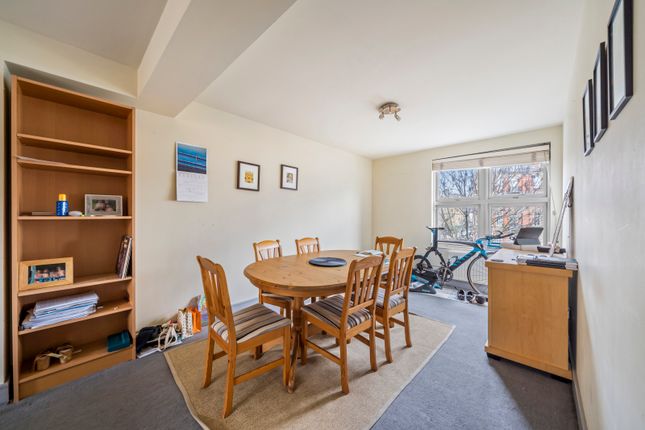 Flat for sale in The Westbourne, 1 Artesian Road