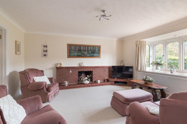 10, Fosters Lane, Milton Keynes photo 2