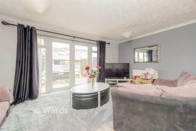 4-bed terraced on 89, Courtfield Avenue, Chatham, £425,000